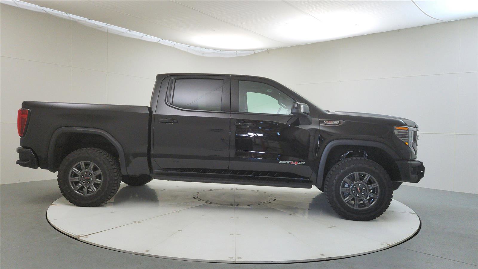 New 2026 GMC Sierra 1500 AT4X AWD/4WD image 8