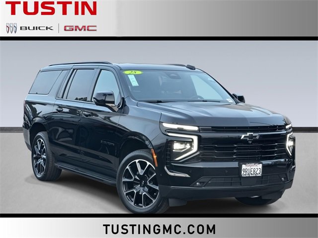 Used 2025 Chevrolet Suburban RST
