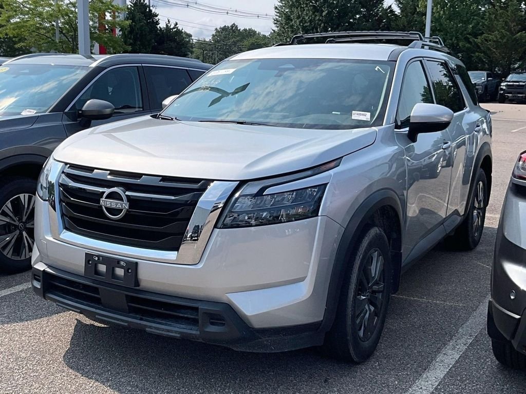 Certified 2024 Nissan Pathfinder SV w/ Cargo Package AWD/4WD image 3