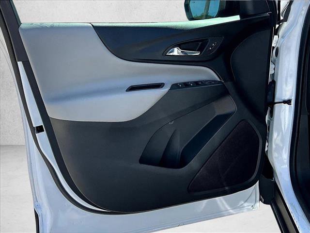 Certified 2024 Chevrolet Equinox LS w/ LS Convenience Package FWD image 17