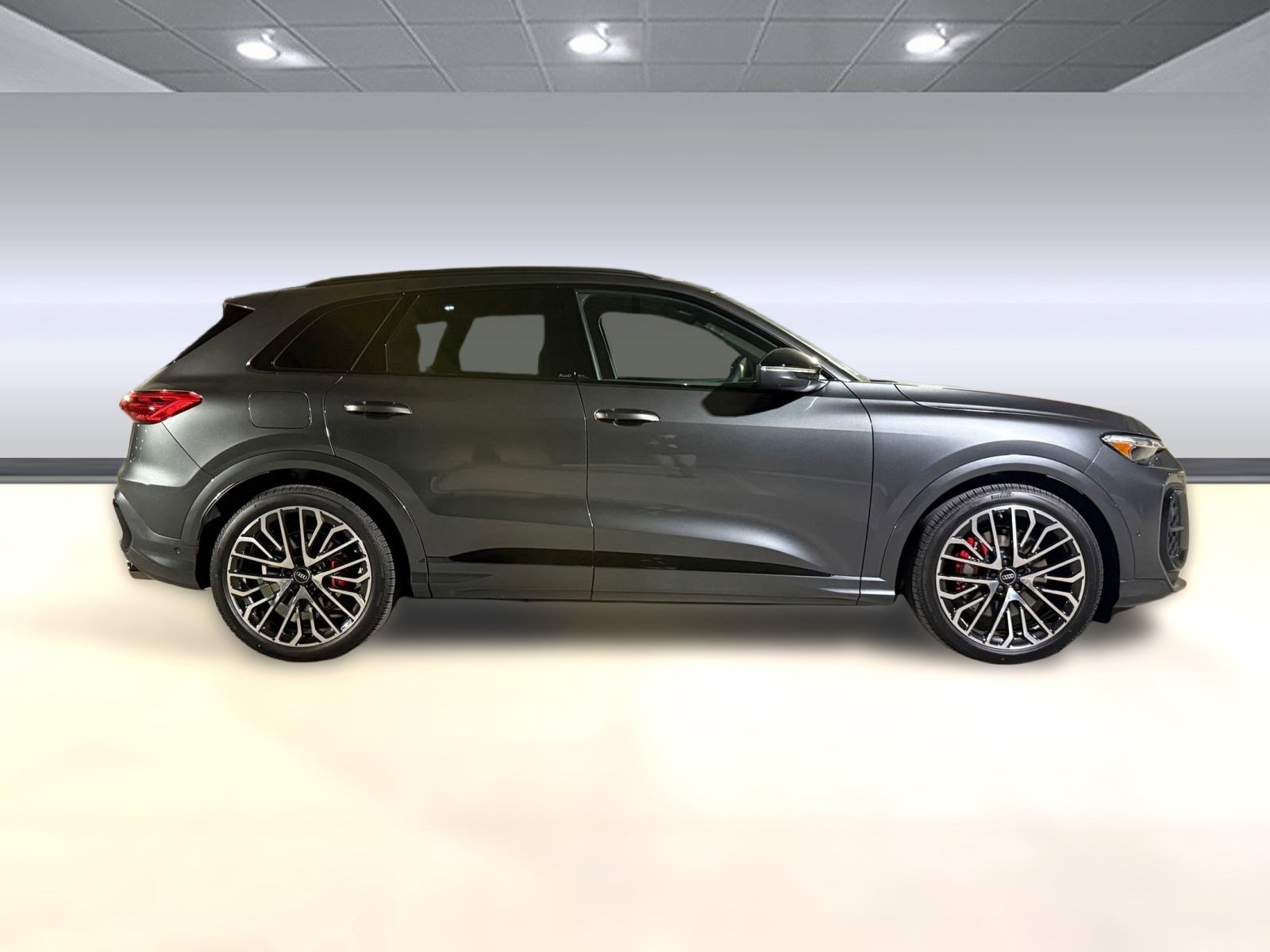 New 2025 Audi SQ5 Premium Plus image 7