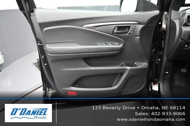 Used 2023 Honda Passport EX-L image 23