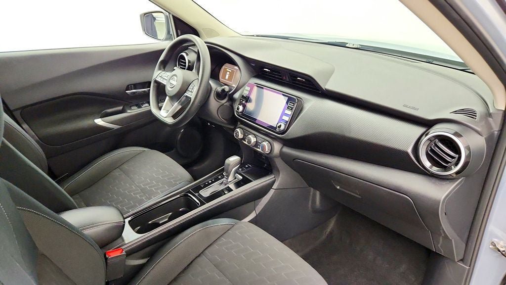 Used 2024 Nissan Kicks SV FWD image 23
