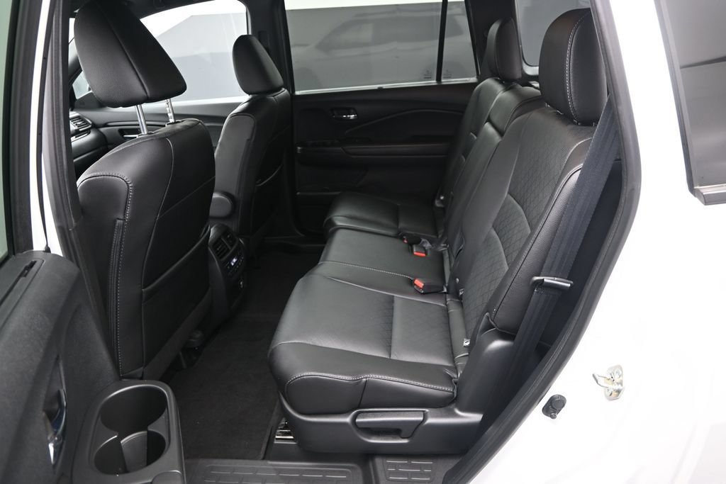 Used 2020 Honda Passport Touring image 13