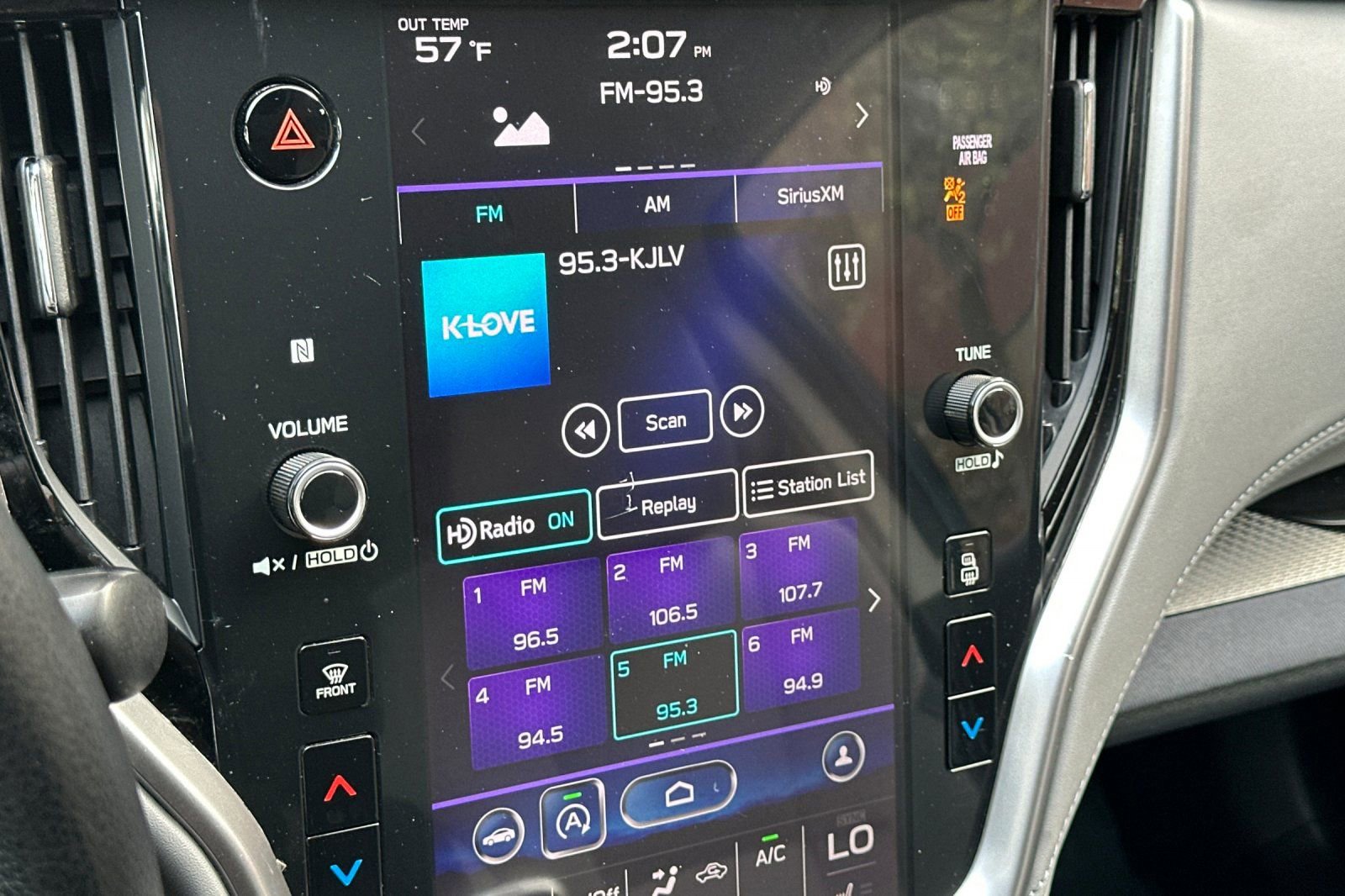 Used 2022 Subaru Outback Premium image 16