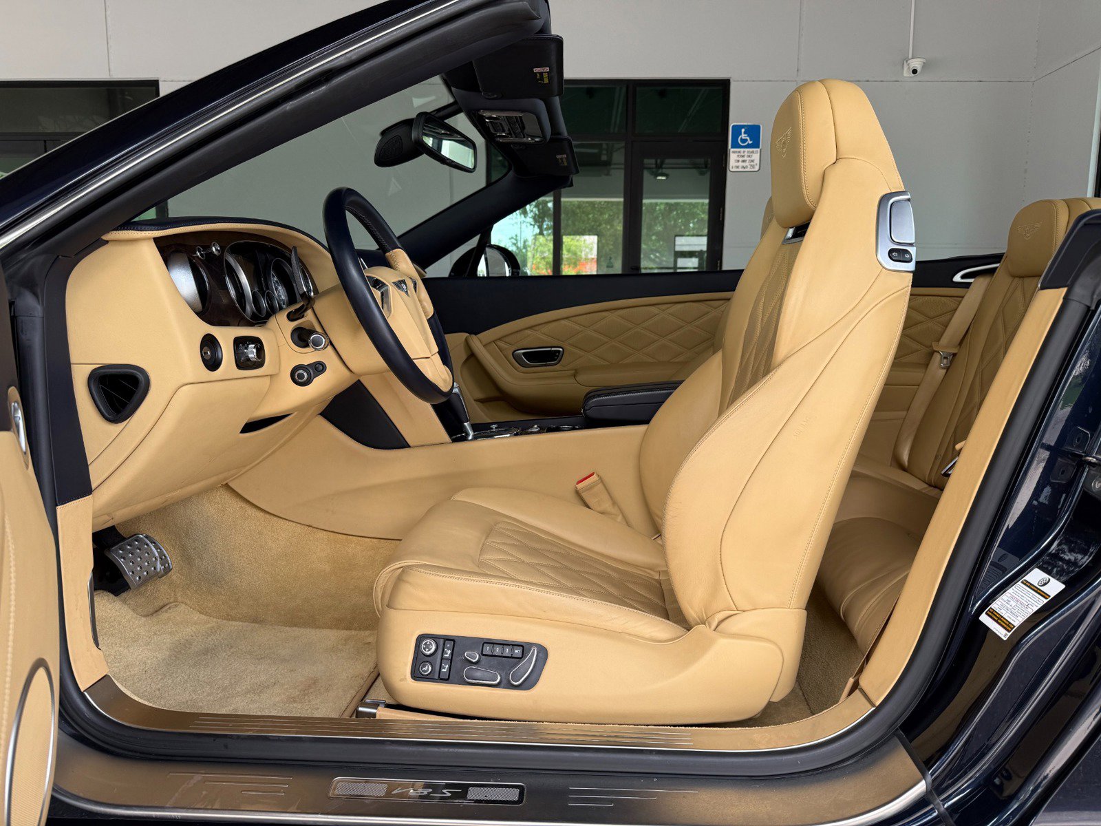 Used 2015 Bentley Continental GT V8 S AWD/4WD image 26