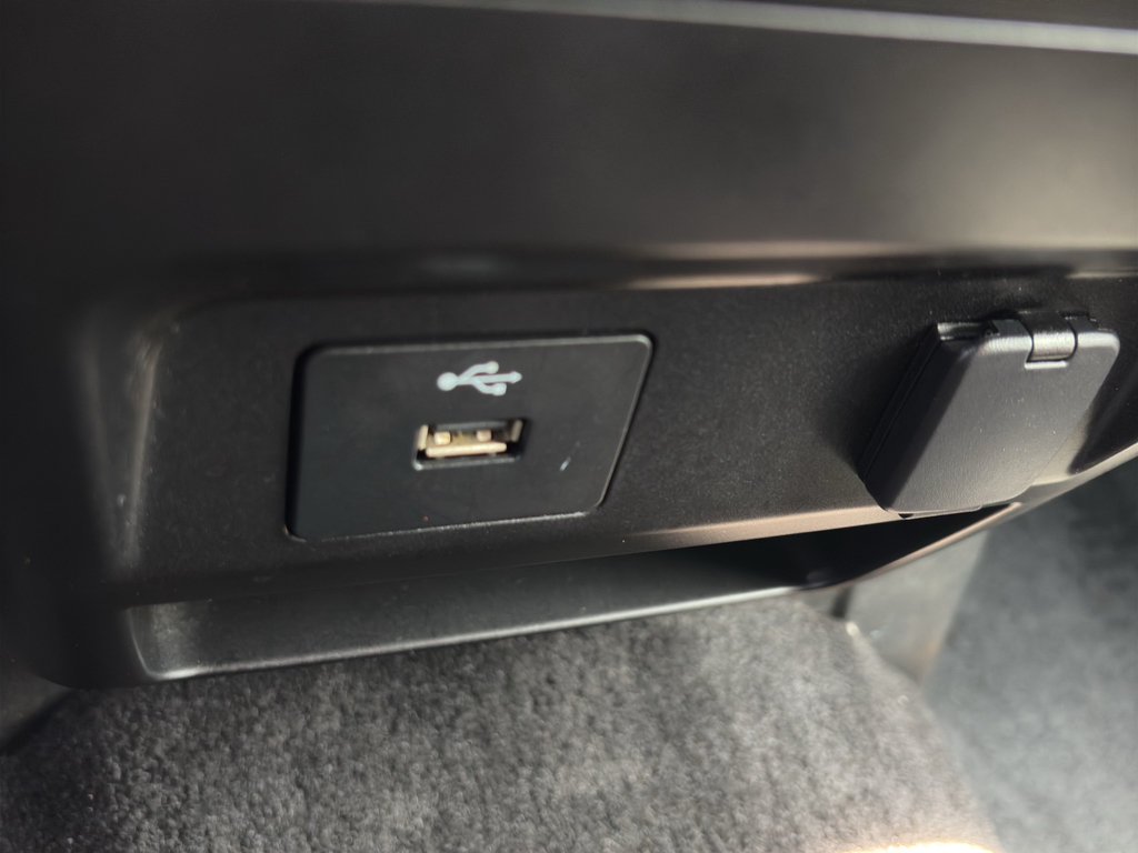 Used 2019 Ford F350 XLT w/ XLT Value Package AWD/4WD image 24