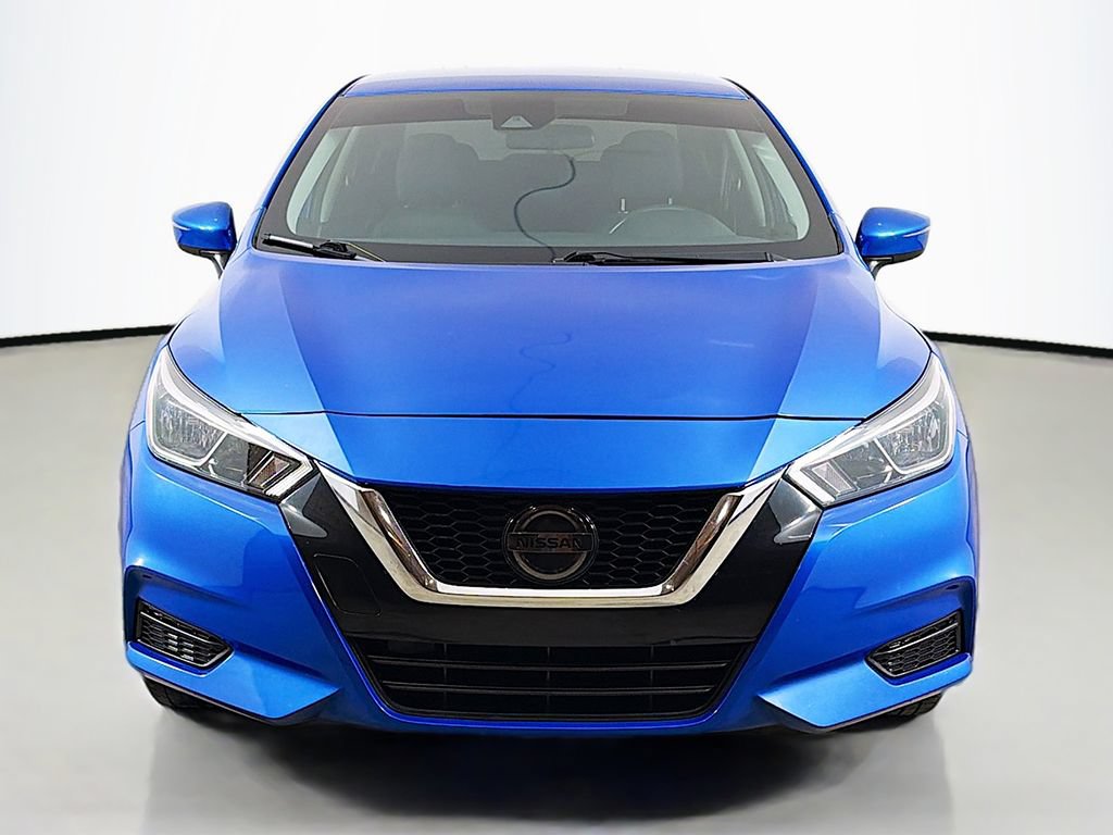 Used 2021 Nissan Versa SV FWD image 9