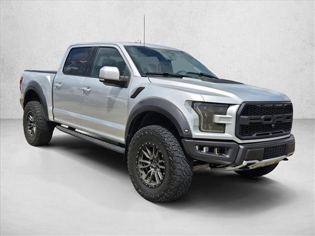 Used 2019 Ford F150 Raptor w/ Equipment Group 802A Luxury AWD/4WD image 3