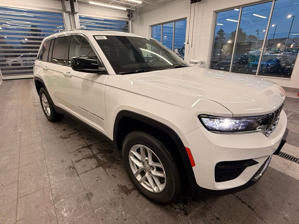 New 2025 Jeep Grand Cherokee Laredo X