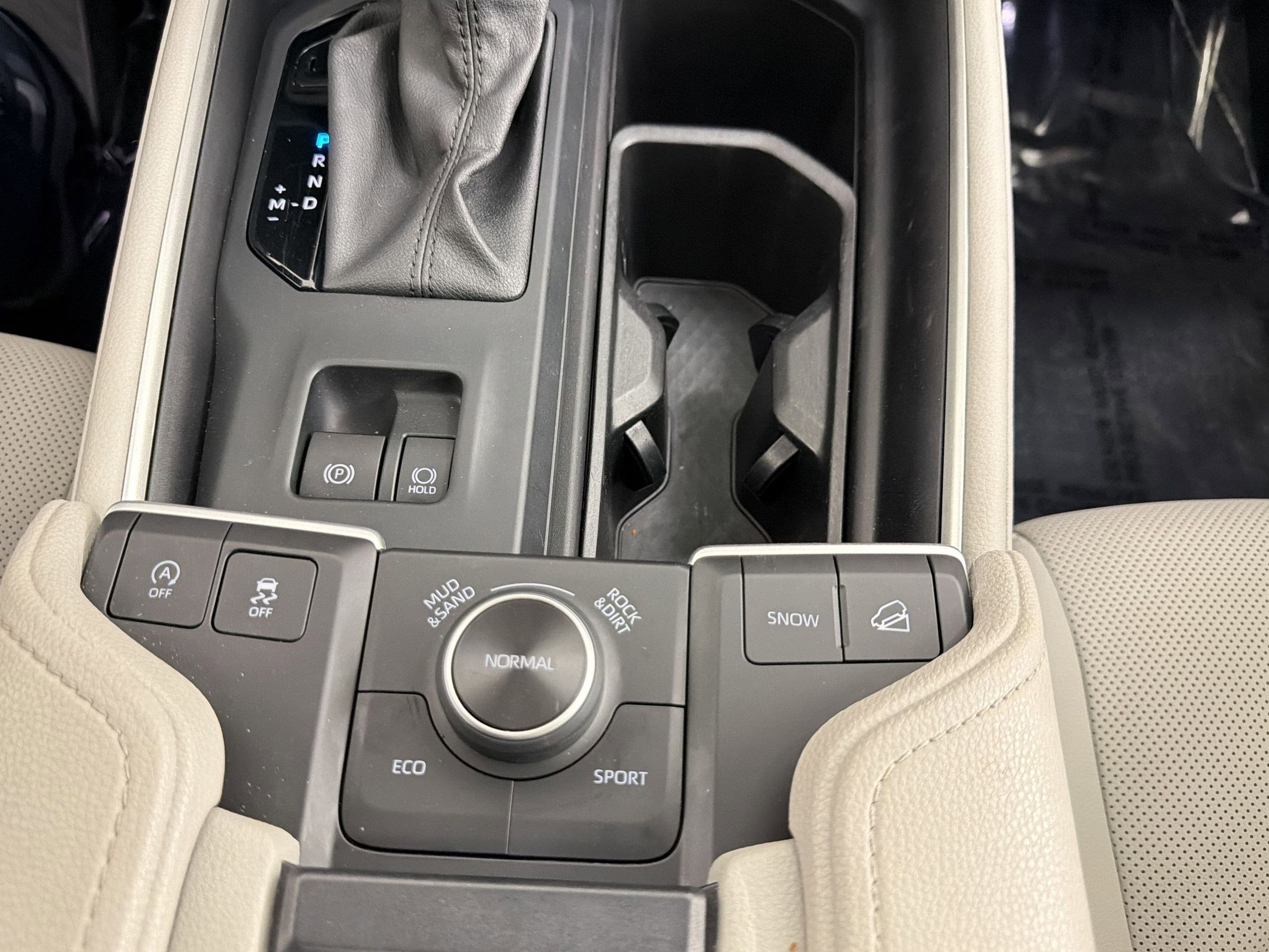 Used 2024 Toyota Grand Highlander Platinum image 29