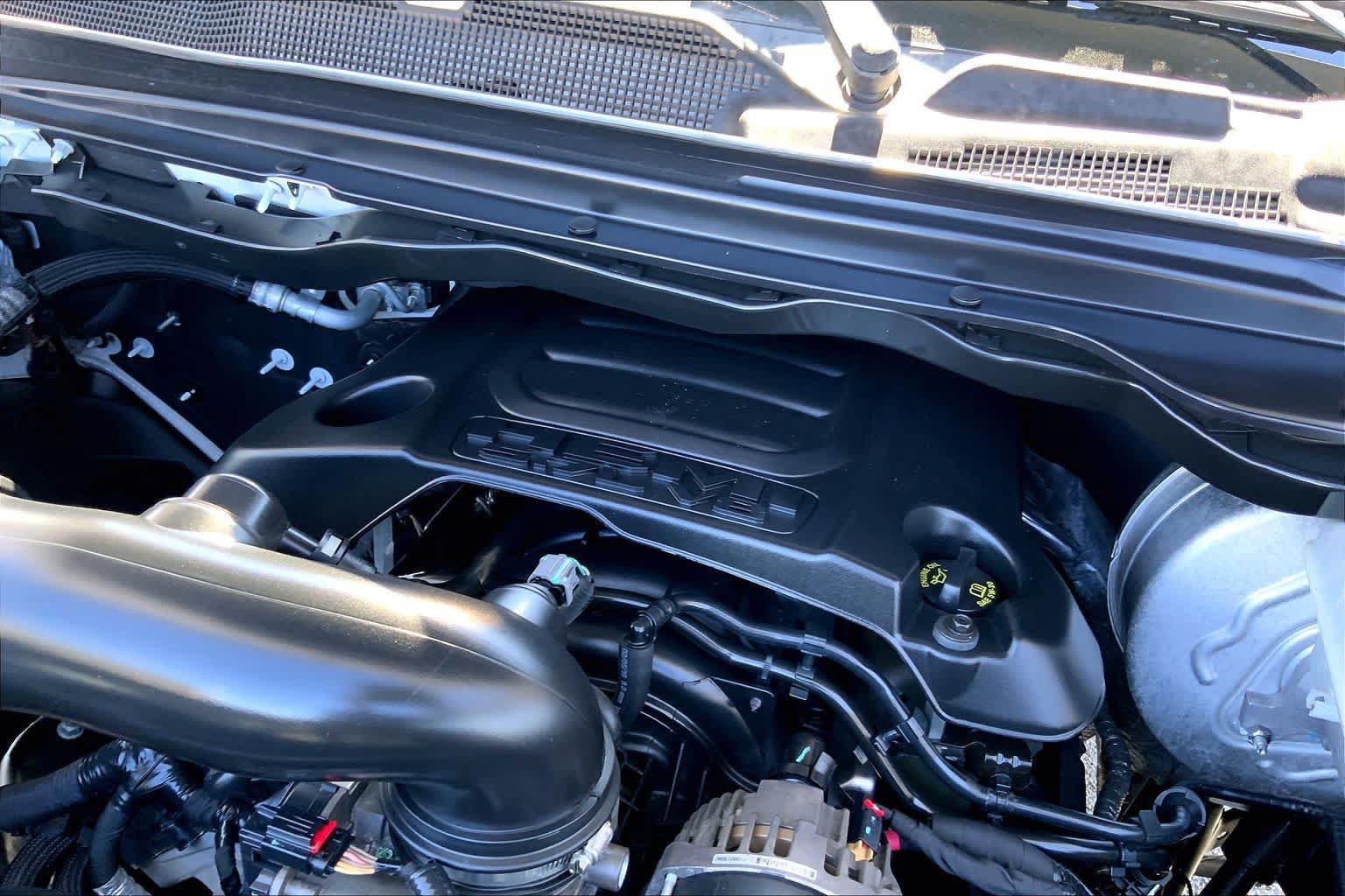 Used 2019 RAM 1500 Big Horn AWD/4WD image 29