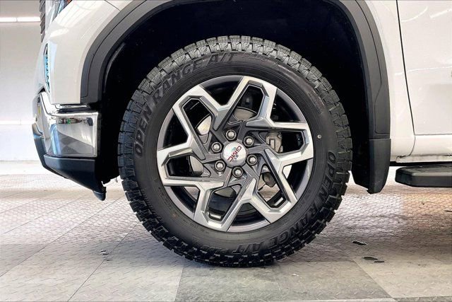 Used 2022 GMC Sierra 1500 SLT w/ SLT Premium Plus Package image 8