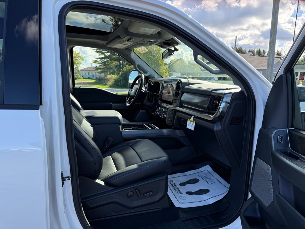 New 2026 Ford F250 Lariat image 29