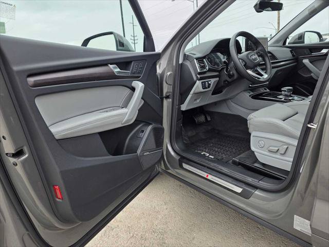 Used 2025 Audi Q5 Prestige w/ Prestige Package AWD/4WD image 19