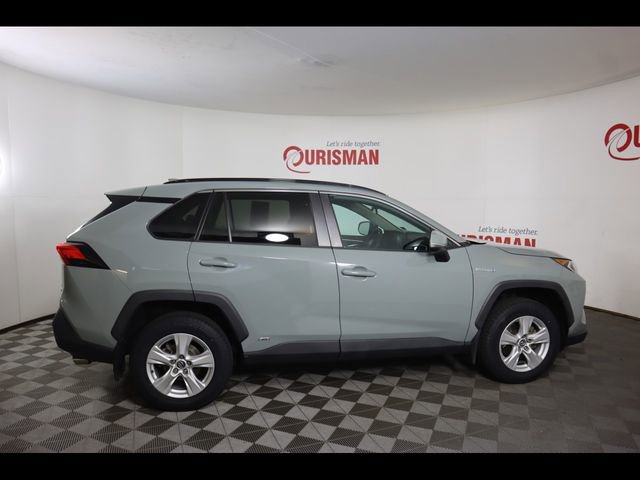 Used 2020 Toyota RAV4 XLE w/ All Weather Liner Package AWD/4WD image 13
