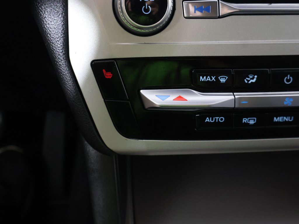 Used 2022 Ford Explorer XLT image 47