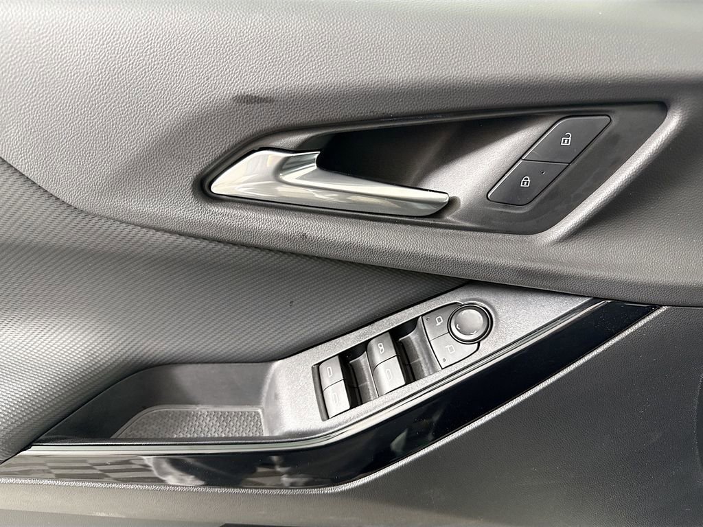 New 2026 Chevrolet Equinox LT w/ Safety and Technology Package image 18