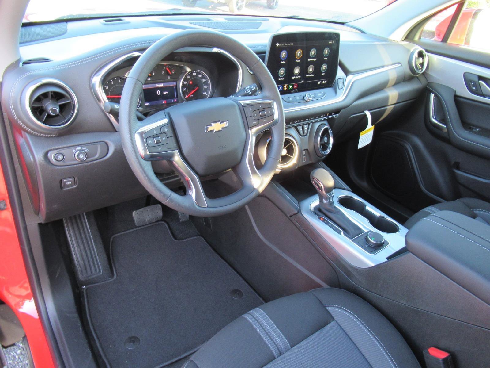 New 2025 Chevrolet Blazer LT image 14