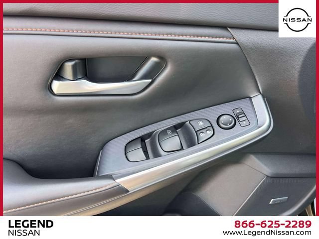 Certified 2023 Nissan Sentra SR w/ SR Premium Package FWD image 17
