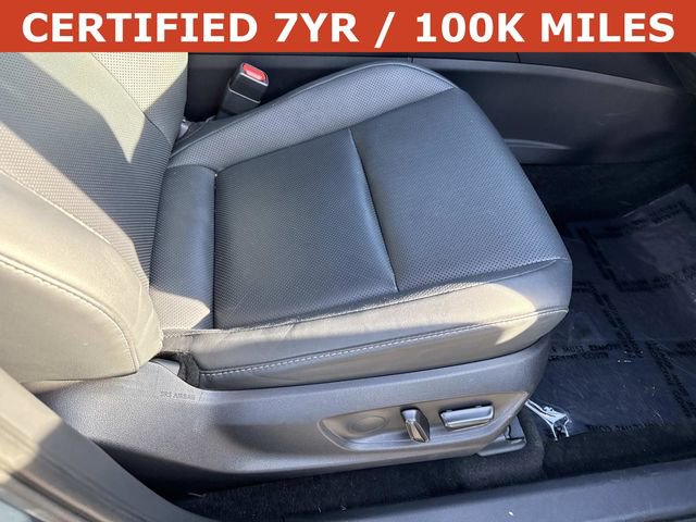 Used 2025 Toyota Crown Signia Limited image 10