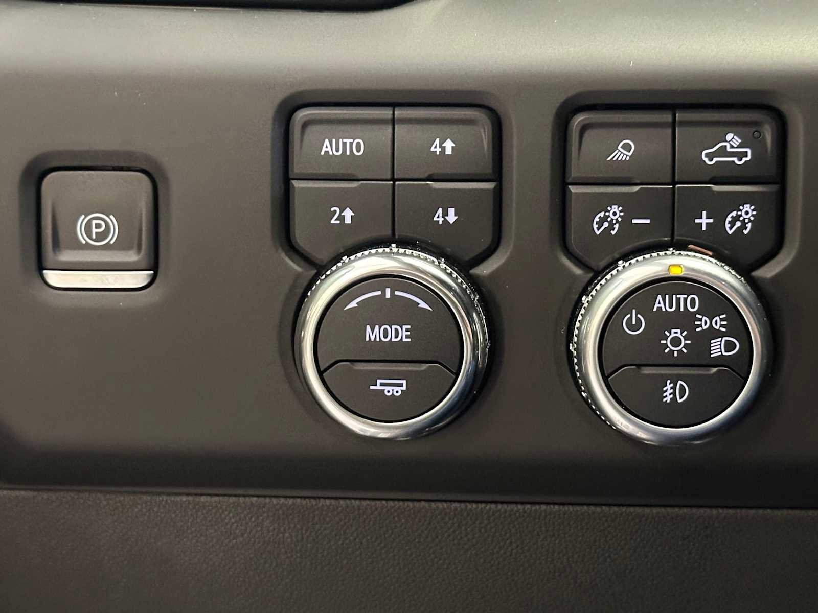Used 2022 GMC Sierra 1500 Denali AWD/4WD image 17