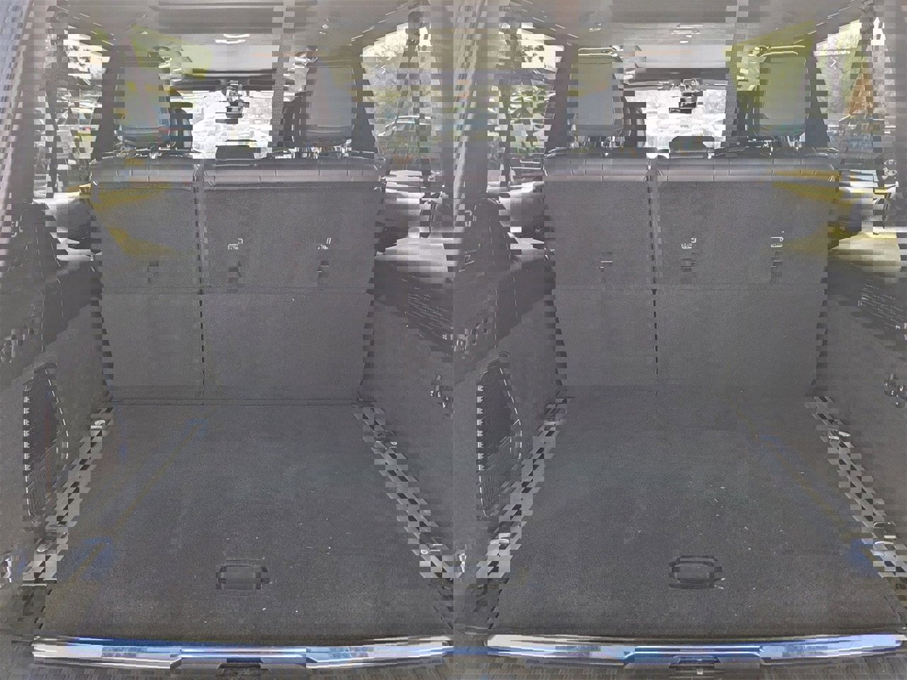 Used 2024 Jeep Grand Wagoneer L Series III image 12