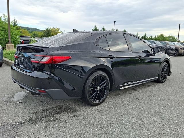 Used 2026 Toyota Camry SE FWD image 6