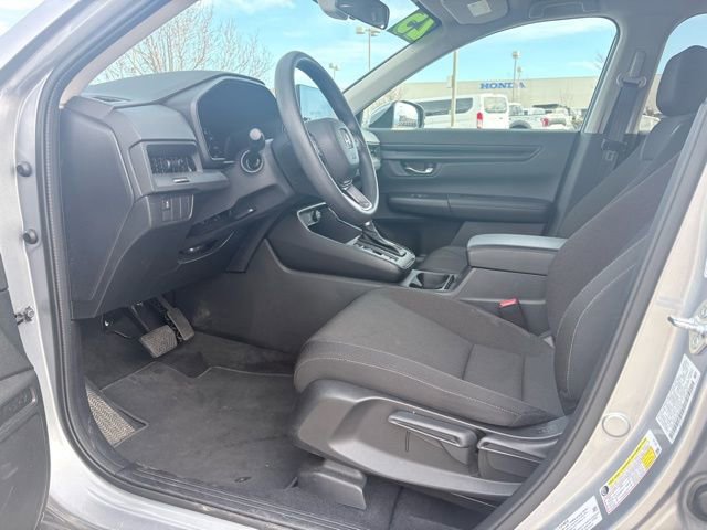Used 2025 Honda CR-V LX image 19