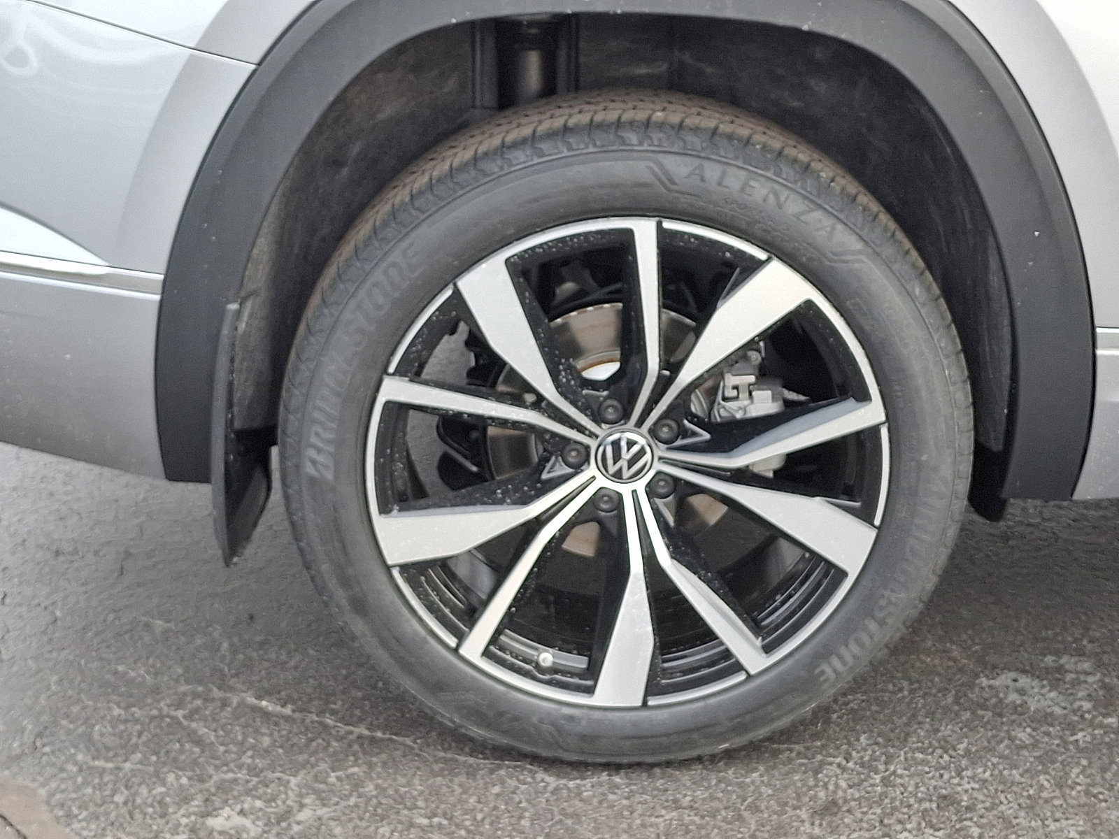 New 2026 Volkswagen Atlas SEL Premium R-Line image 5