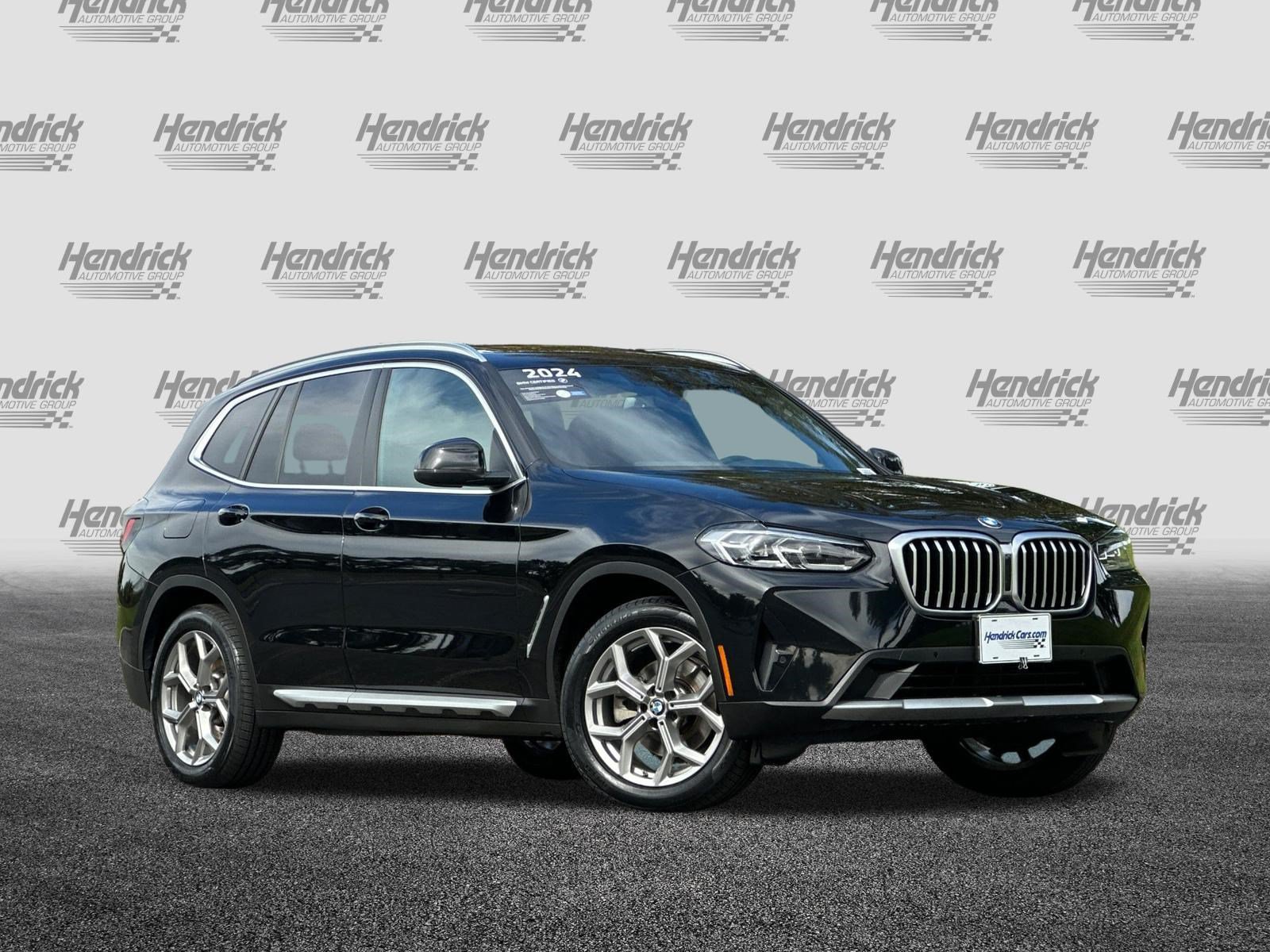 Certified 2024 BMW X3 xDrive30i w/ Premium Package AWD/4WD image 2