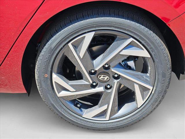 New 2025 Hyundai Elantra Limited image 10