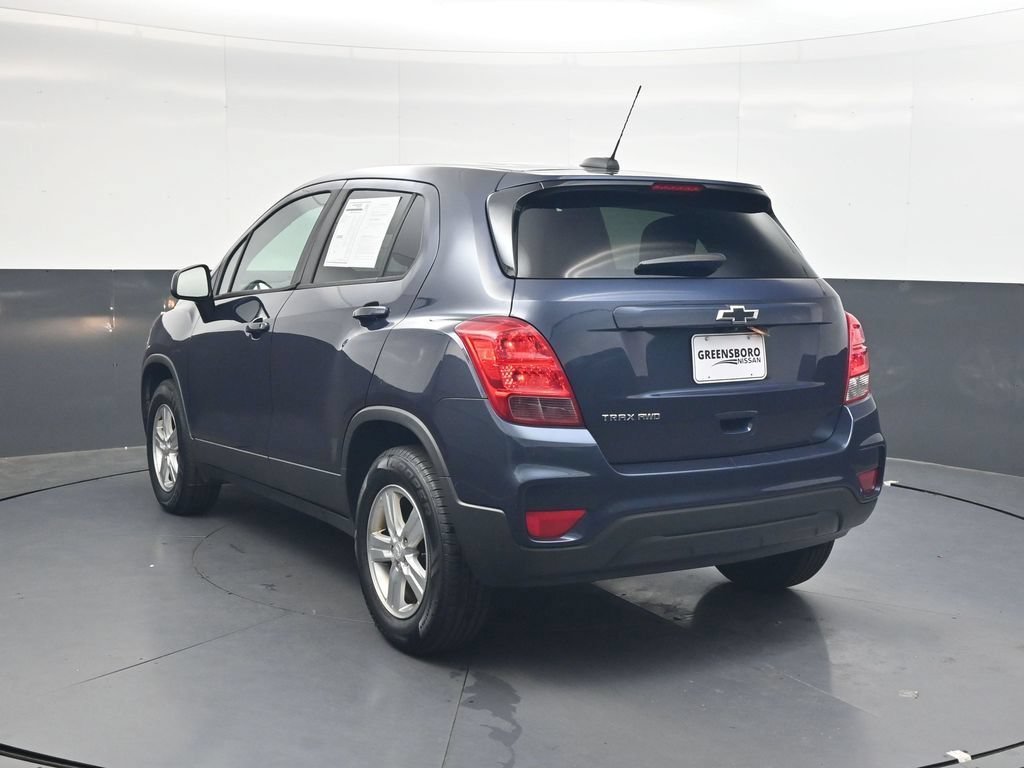 Used 2019 Chevrolet Trax LS w/ Tint and Cruise Package AWD/4WD image 7