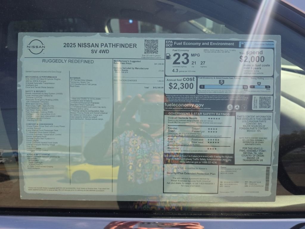 New 2025 Nissan Pathfinder SV image 3