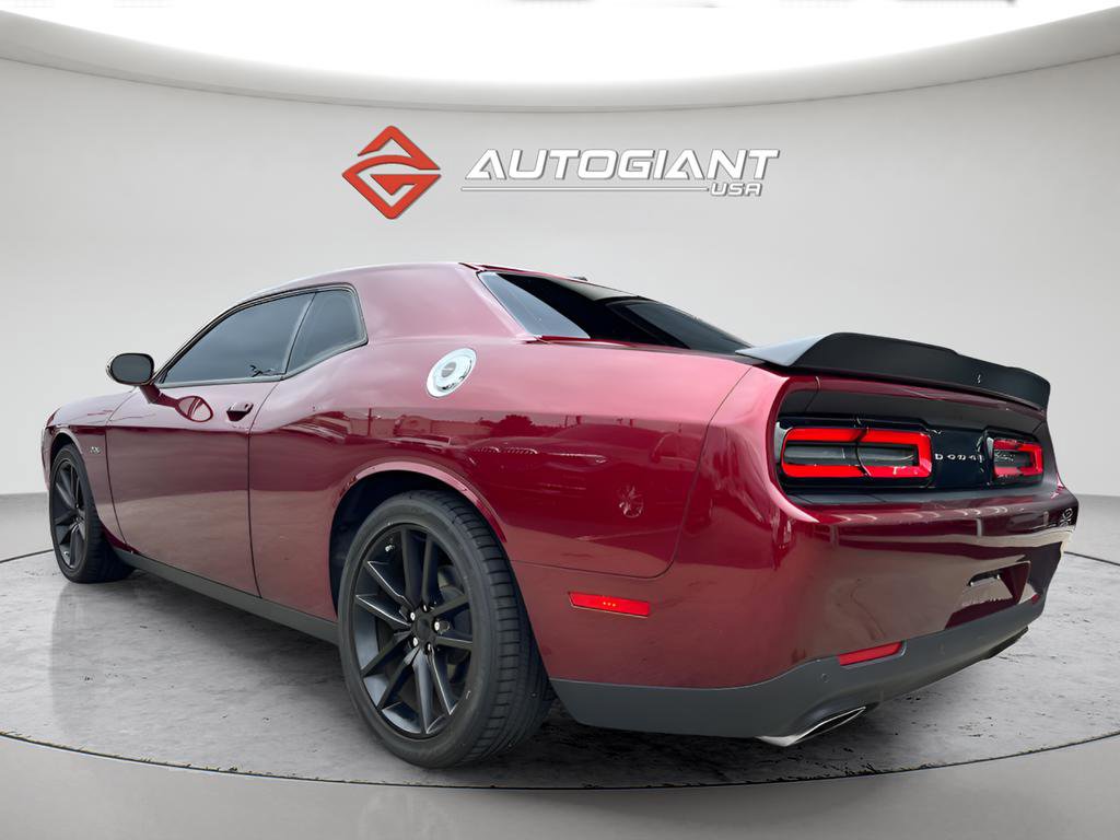 Used 2023 Dodge Challenger R/T image 4