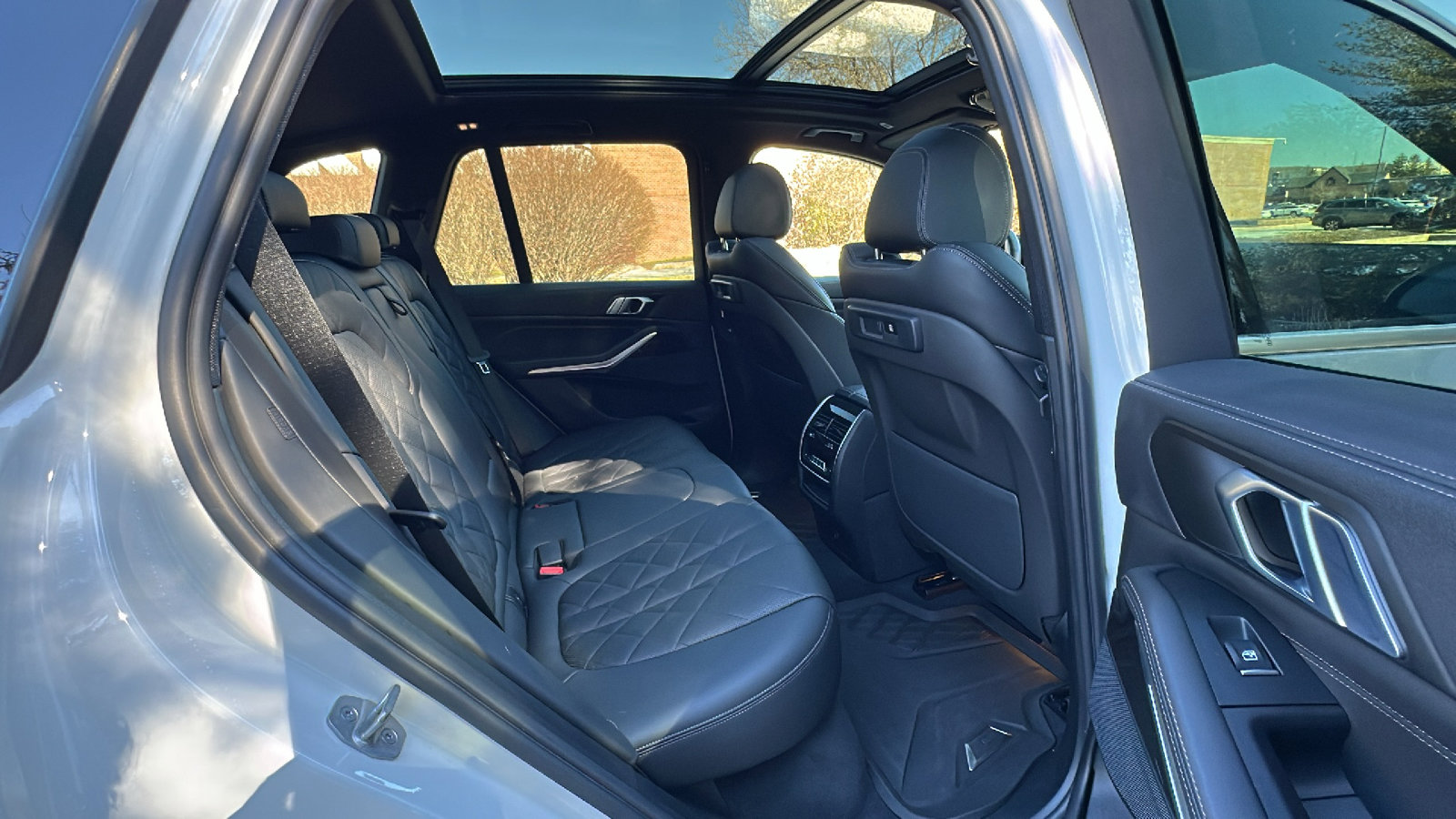 Used 2023 BMW X5 xDrive40i image 25