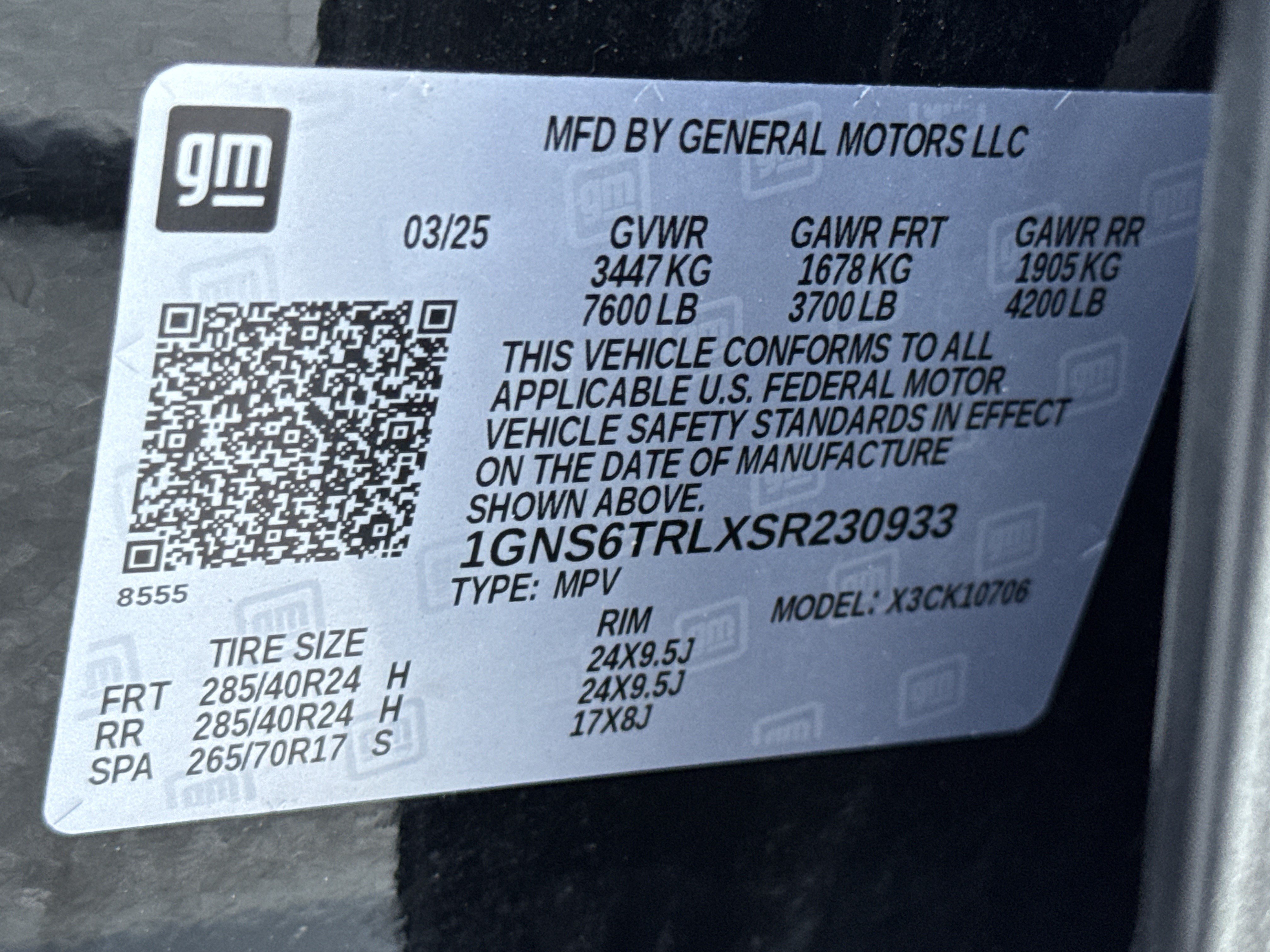 Used 2025 Chevrolet Tahoe High Country AWD/4WD image 39