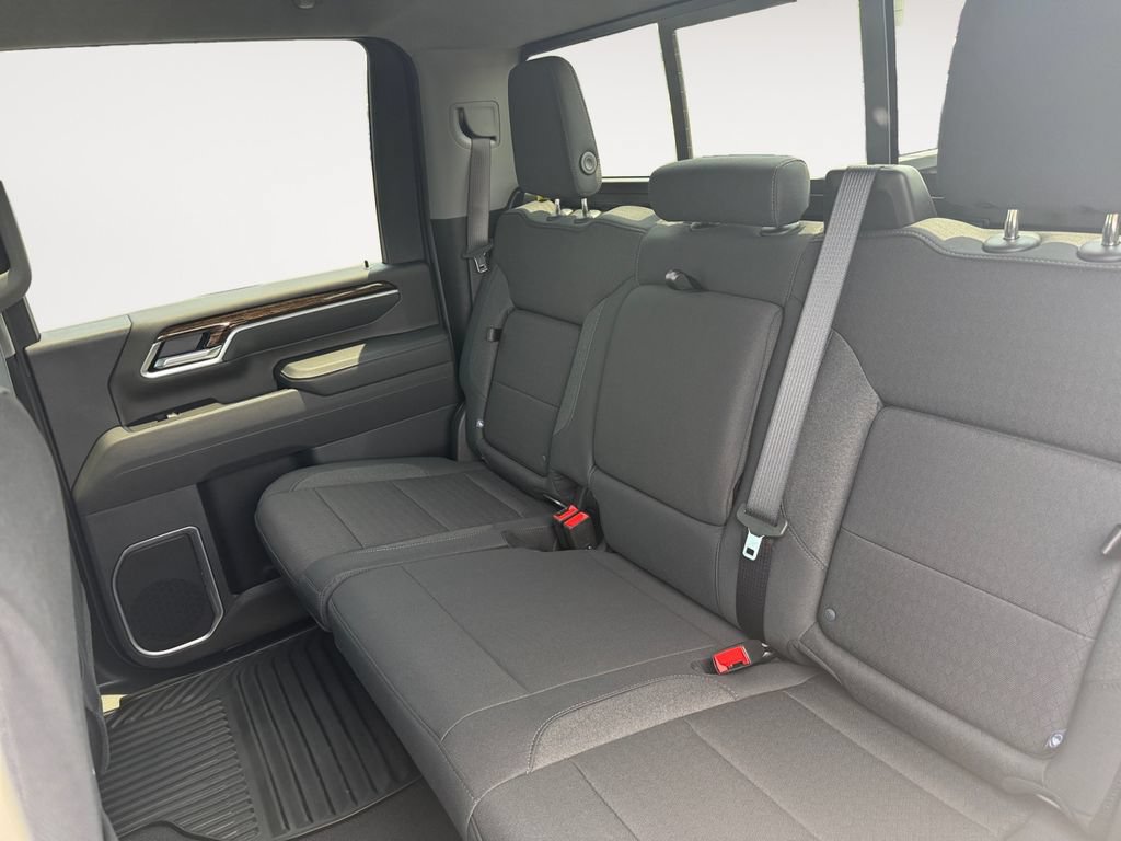 New 2026 GMC Sierra 2500 SLE w/ SLE Value Package; AWD/4WD image 13