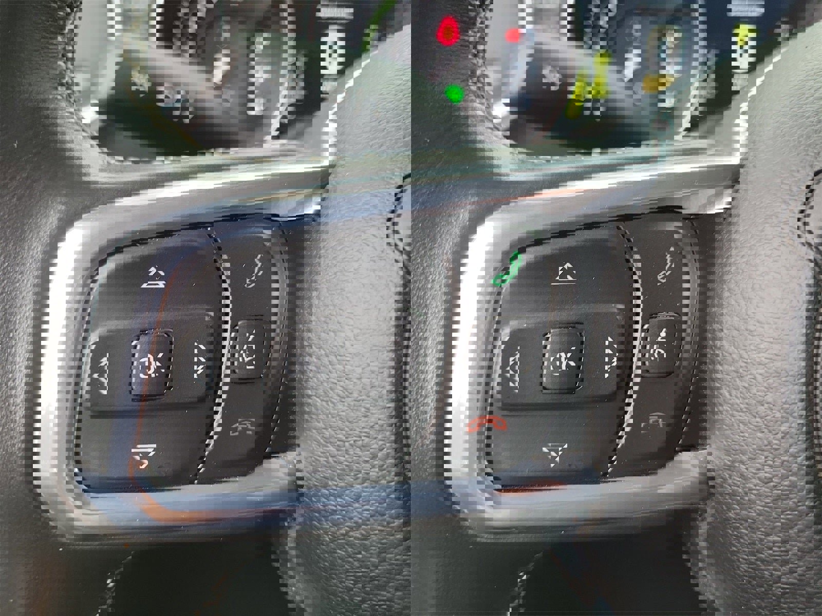 Used 2023 Jeep Wrangler Unlimited Sahara w/ Cold Weather Group image 5