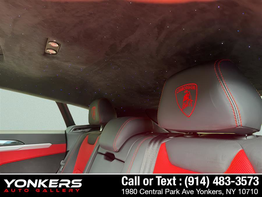 Used 2020 Lamborghini Urus AWD/4WD image 31