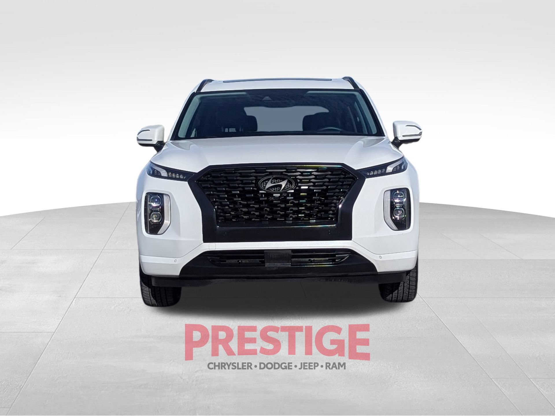 Used 2022 Hyundai Palisade Limited w/ Cargo Package FWD image 3