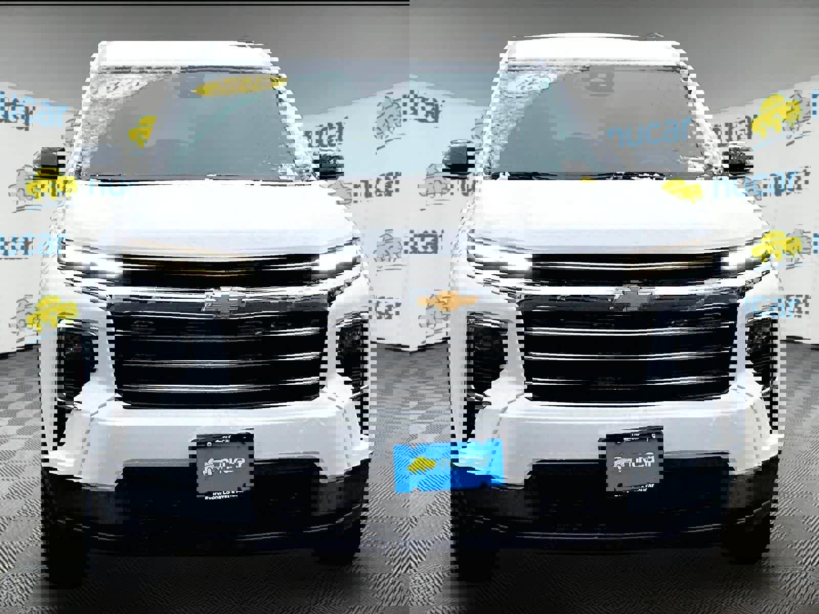 Used 2026 Chevrolet Traverse LT image 2