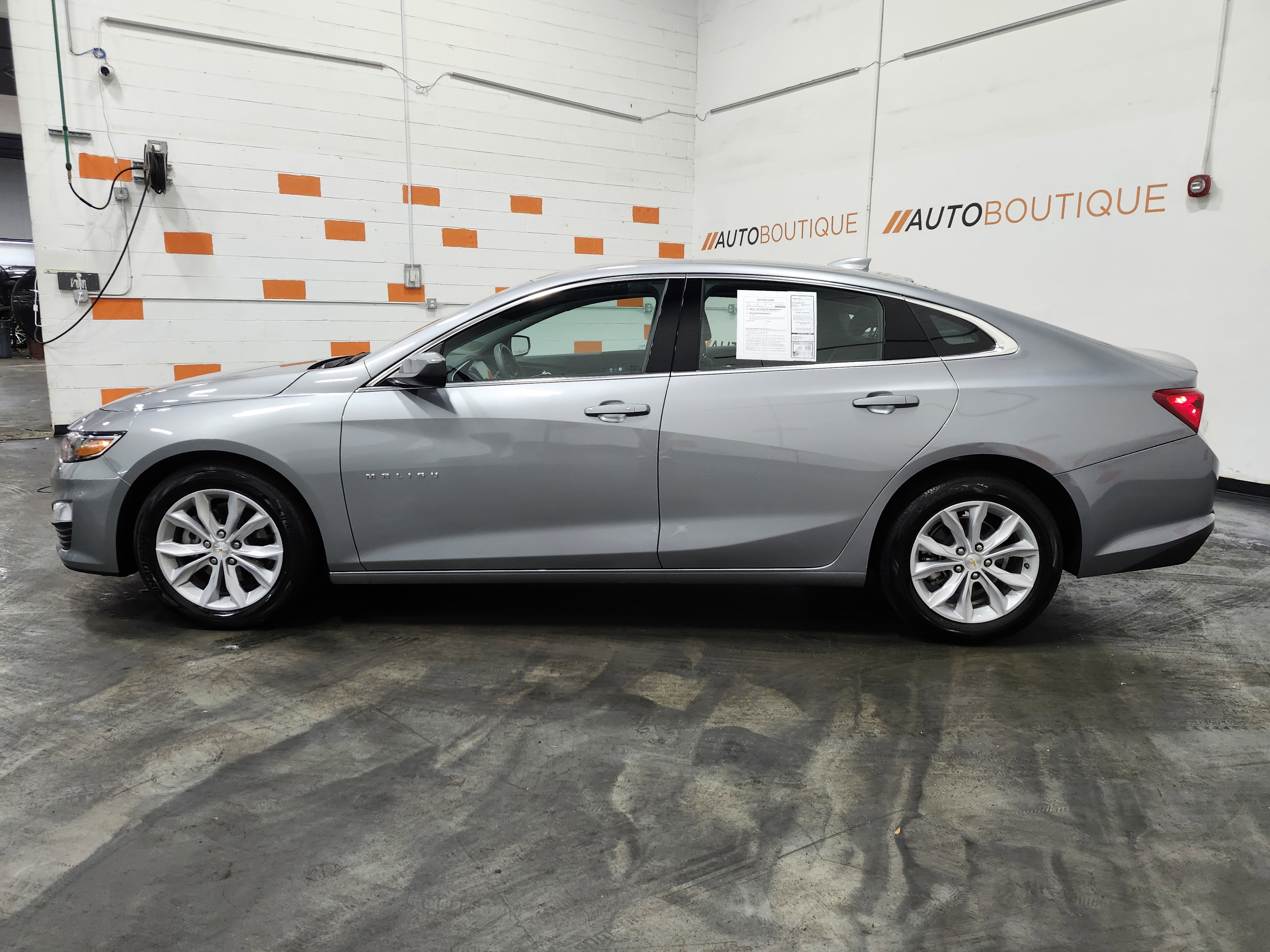 Used 2025 Chevrolet Malibu LT image 7