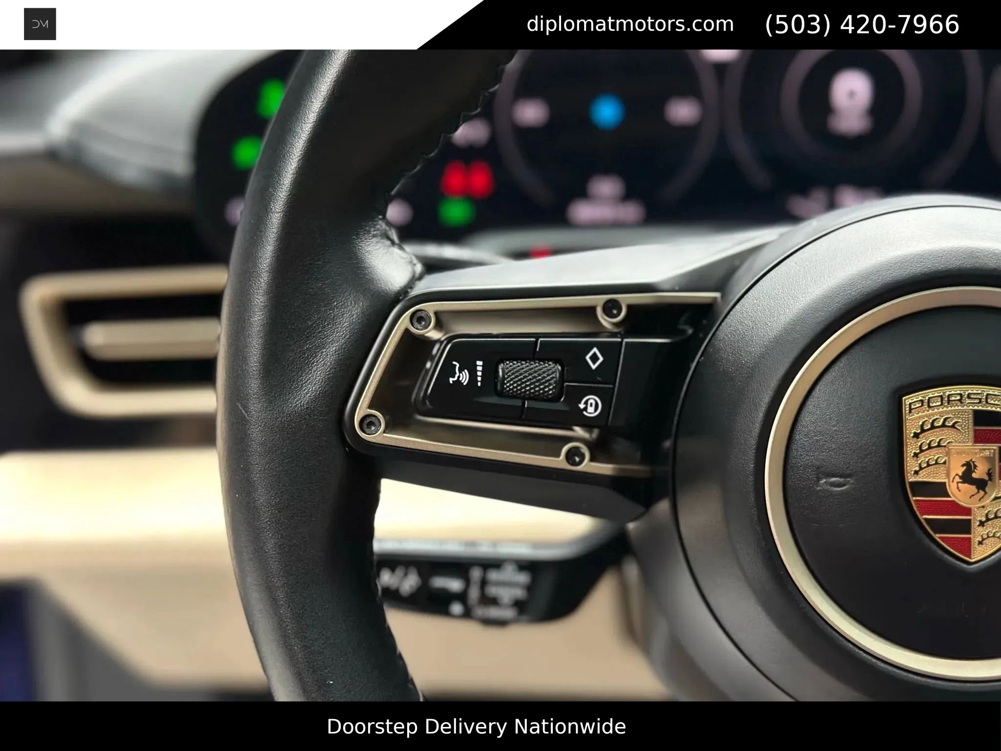 Used 2020 Porsche Taycan image 32