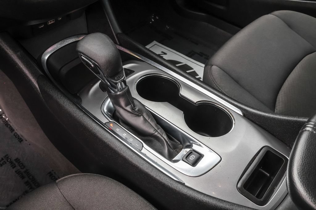 Used 2023 Chevrolet Malibu LT FWD image 25