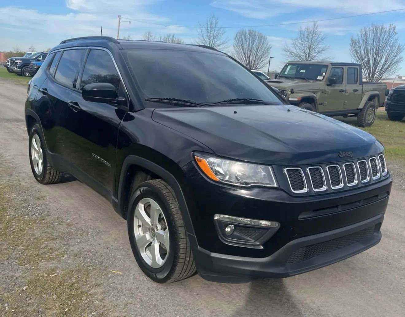 Used 2018 Jeep Compass Latitude w/ Popular Equipment Group AWD/4WD image 4
