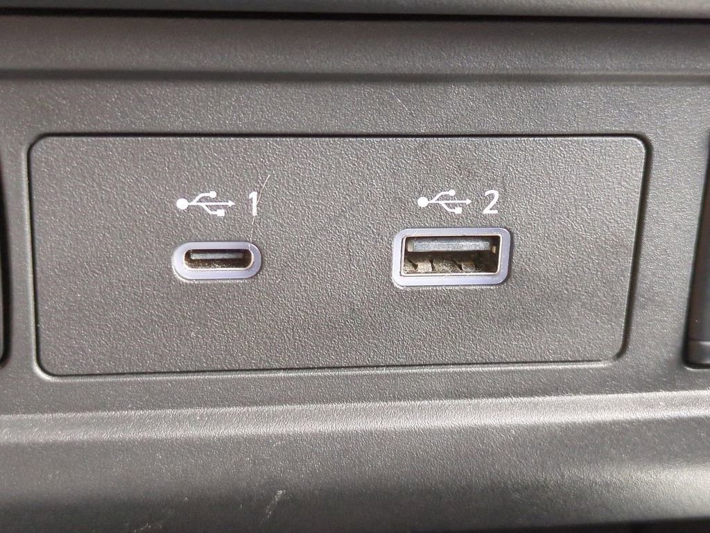 Certified 2022 Nissan Frontier SV image 22