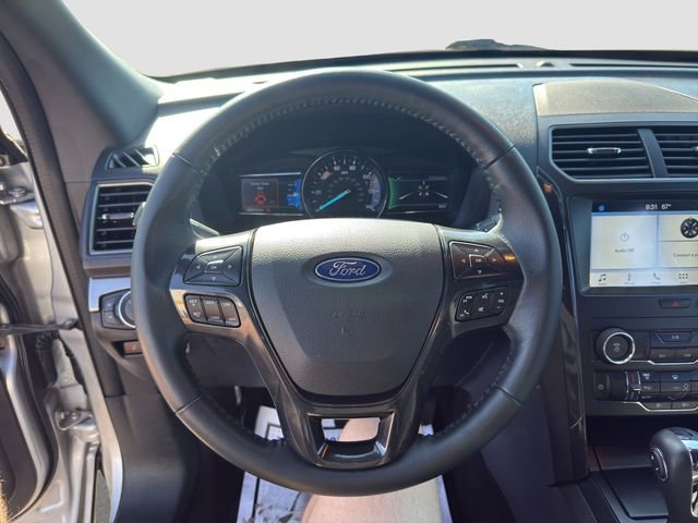 Used 2019 Ford Explorer XLT w/ Equipment Group 201A image 10