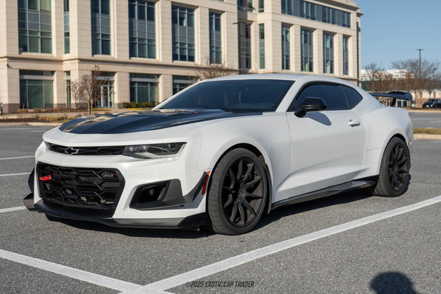 Used 2017 Chevrolet Camaro ZL1 image 14