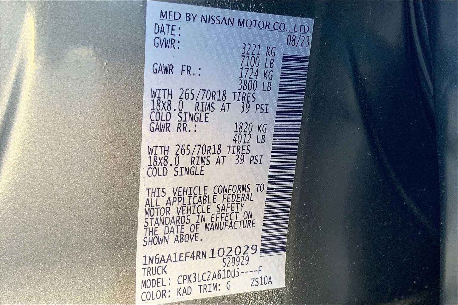 Used 2024 Nissan Titan SV w/ SV Convenience Package image 30